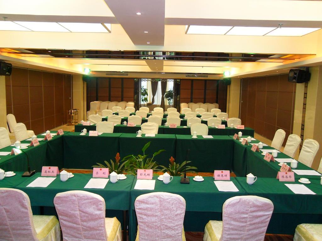 Chengdu Essen International Hotel Esterno foto